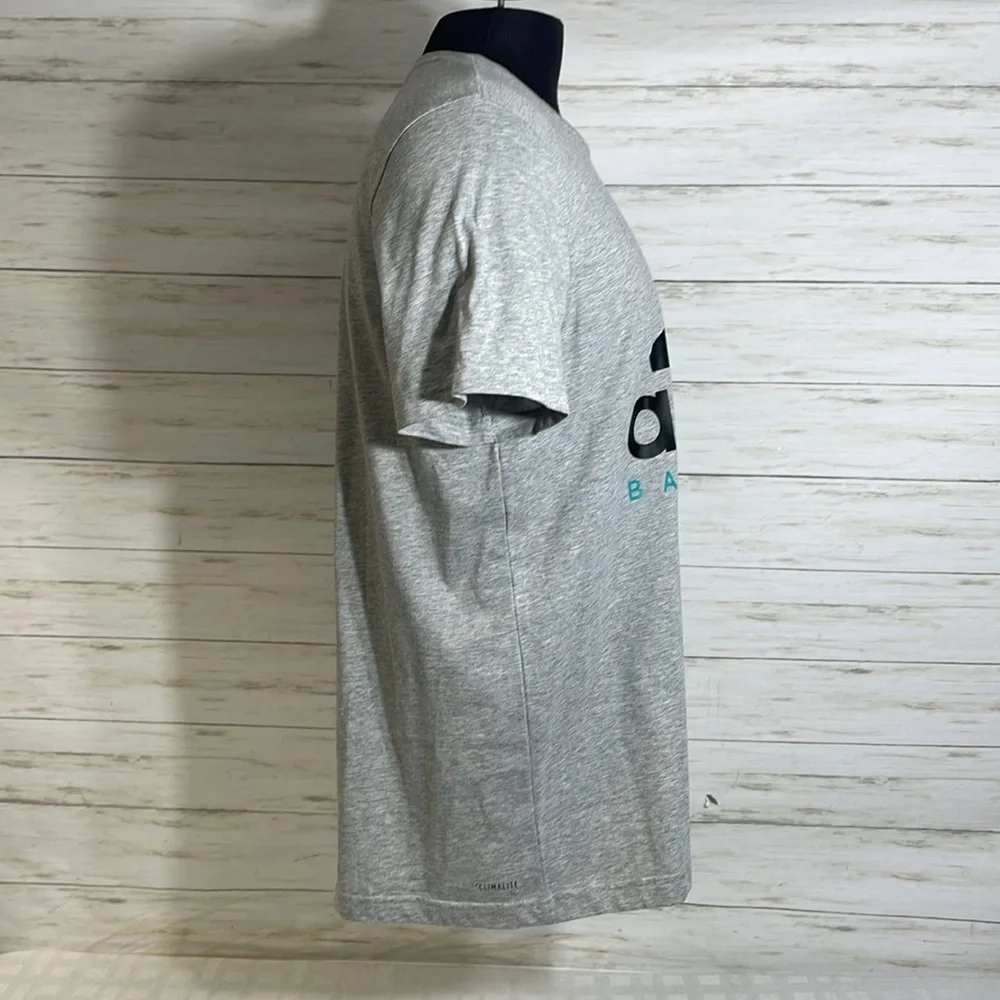 NWT! Adidas Climalite Basketball Gray Black Spellout T-Shirt Large Short Sleeves